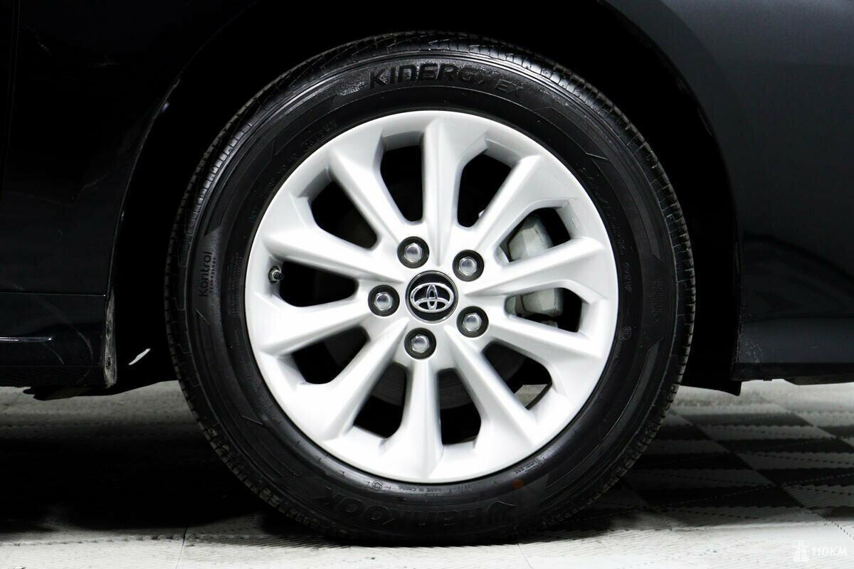 Toyota, Corolla, 1200, 0, бензин, седан, вариатор, передний привод, среднее состояние, левый, черный, 1 709 000 ₽